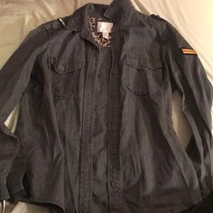 Army green thin jacket